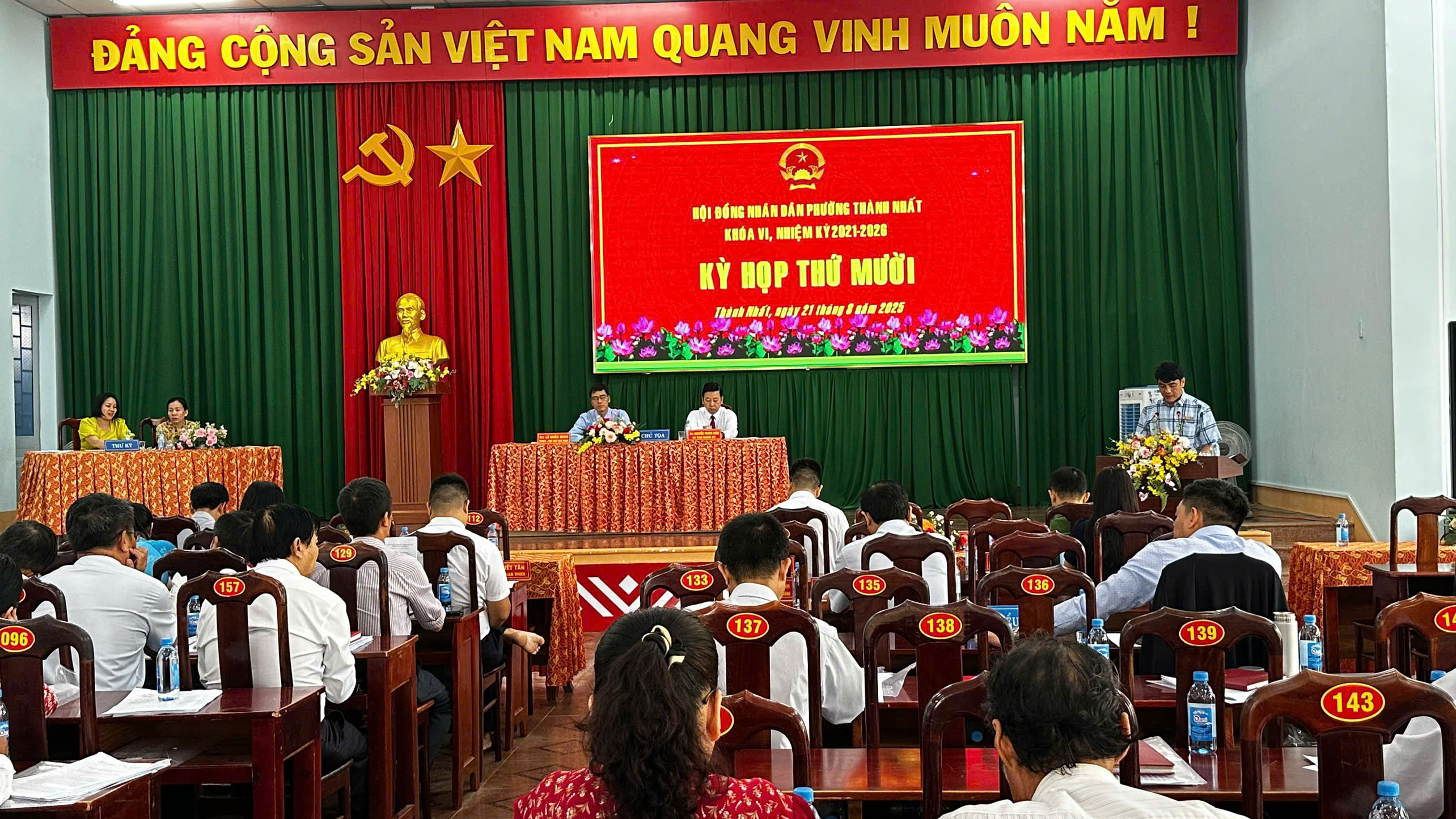 Hội đồng nhân dân phường Thành Nhất thông qua 04 nghị quyết quan trọng tại kỳ họp thường kỳ lần thứ 10